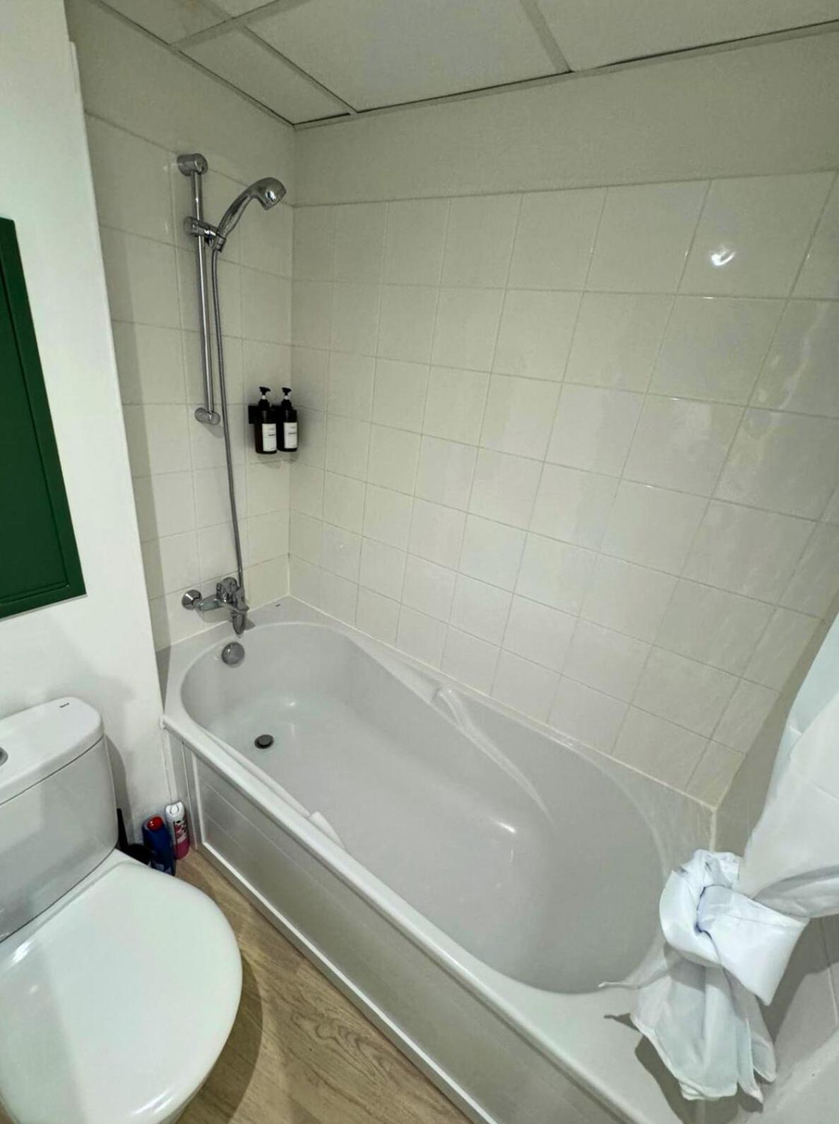 Oasis - Wifi, Clim, Vue, Equipe Apartment Lourdes Ngoại thất bức ảnh