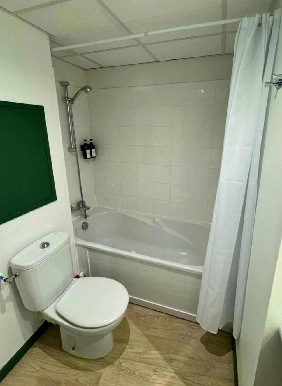 Oasis - Wifi, Clim, Vue, Equipe Apartment Lourdes Ngoại thất bức ảnh