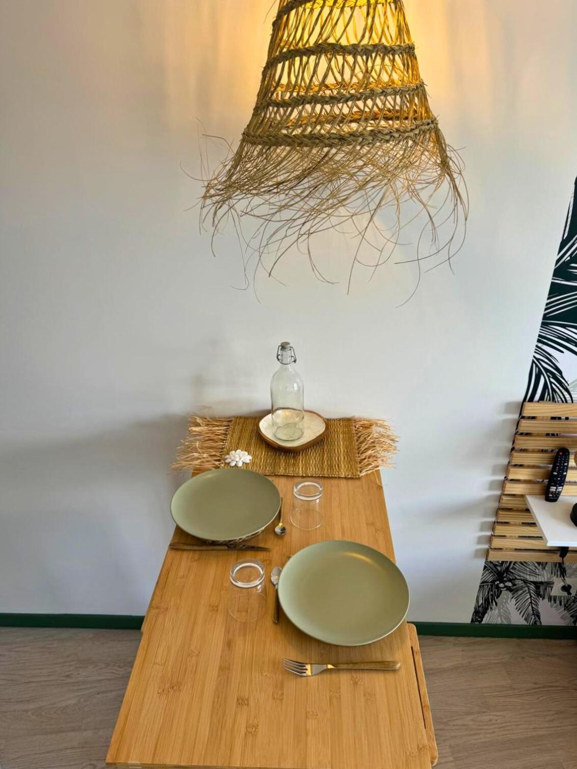 Oasis - Wifi, Clim, Vue, Equipe Apartment Lourdes Ngoại thất bức ảnh
