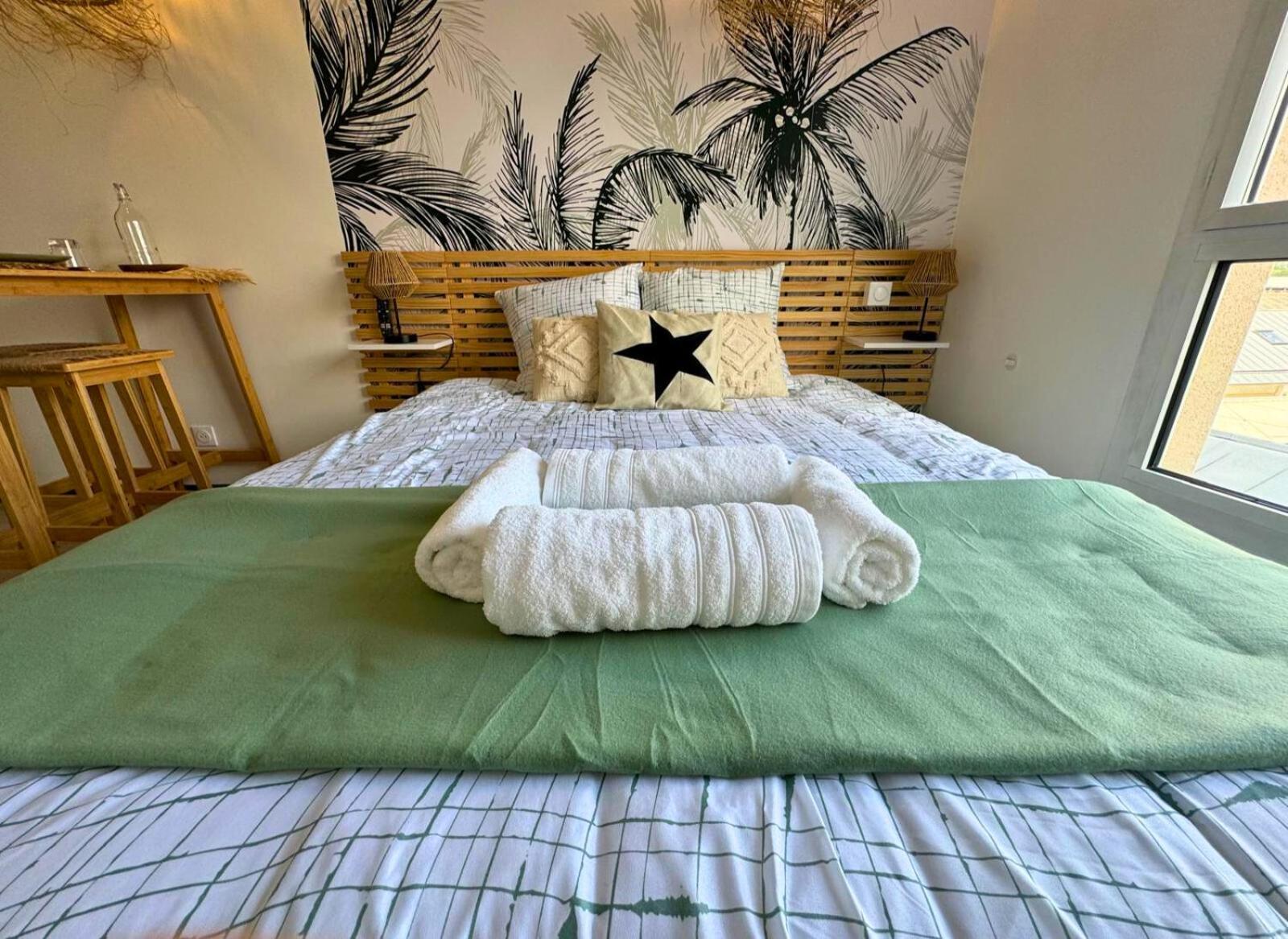 Oasis - Wifi, Clim, Vue, Equipe Apartment Lourdes Ngoại thất bức ảnh